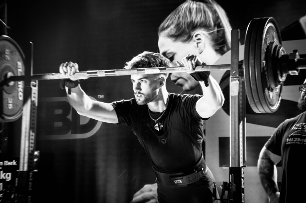 Roan van den Berk, Powerlift specialist, Fysiotherapie assistent, Performance trainer bij Impact Health & Performance.